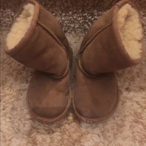 Toddler uggs size 6